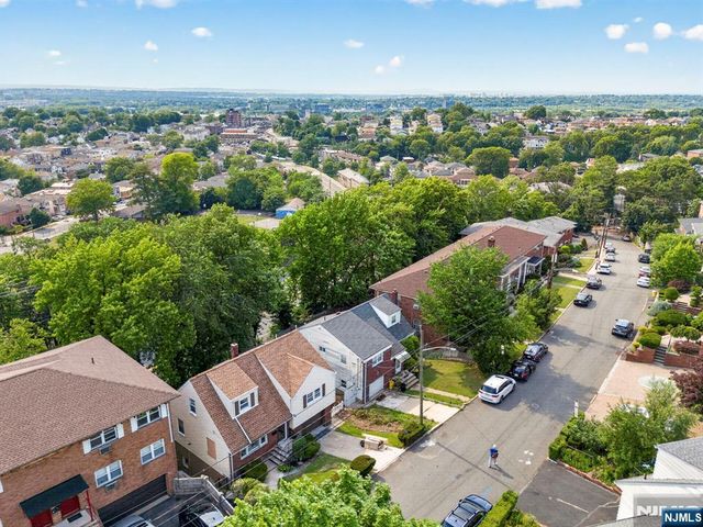 340 Northwood Way, Palisades Park, NJ 07650