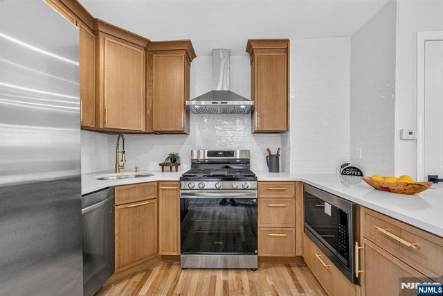 340 Northwood Way, Palisades Park, NJ 07650