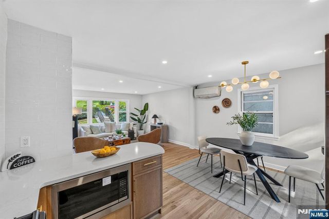 340 Northwood Way, Palisades Park, NJ 07650
