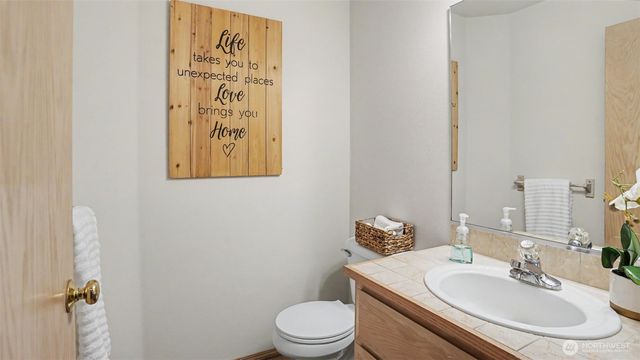 22771 SE 277th Place, Maple Valley, WA 98038