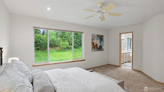 22771 SE 277th Place, Maple Valley, WA 98038
