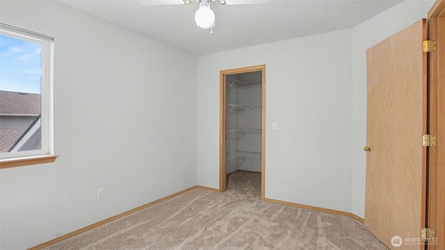 22771 SE 277th Place, Maple Valley, WA 98038