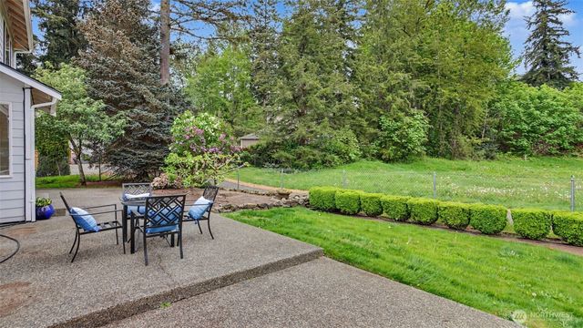 22771 SE 277th Place, Maple Valley, WA 98038