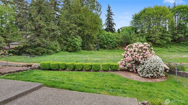 22771 SE 277th Place, Maple Valley, WA 98038