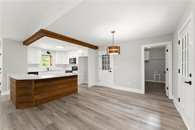 6411 Narramore Way, Lula, GA 30554