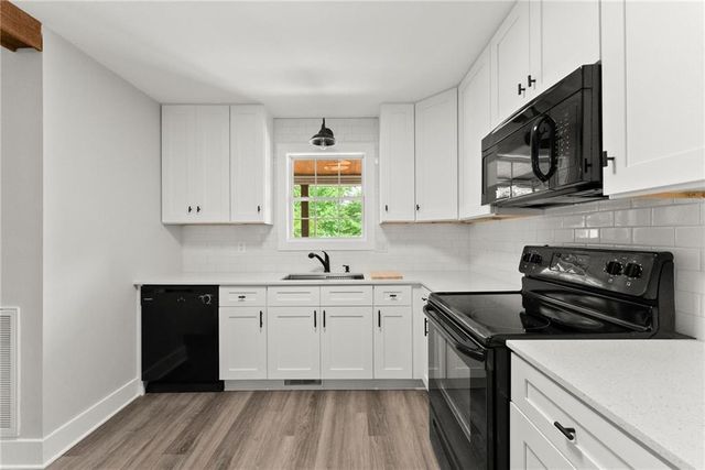 6411 Narramore Way, Lula, GA 30554