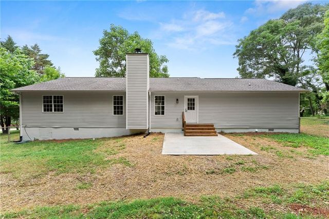 6411 Narramore Way, Lula, GA 30554