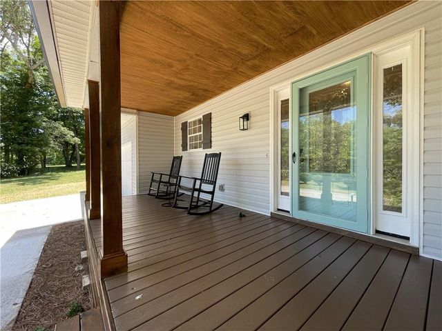 6411 Narramore Way, Lula, GA 30554