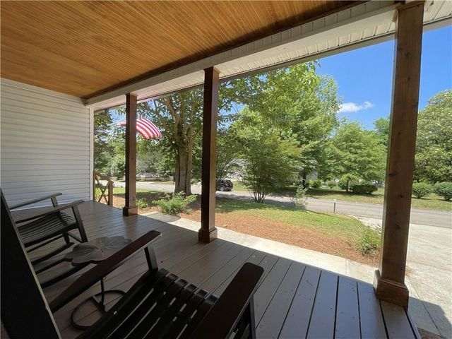 6411 Narramore Way, Lula, GA 30554