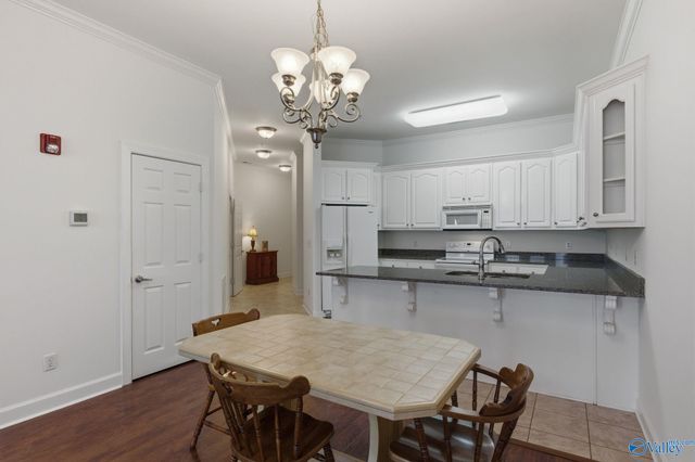 6122 Bay Village Drive 204, Athens, AL 35611