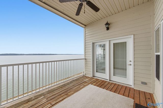 6122 Bay Village Drive 204, Athens, AL 35611