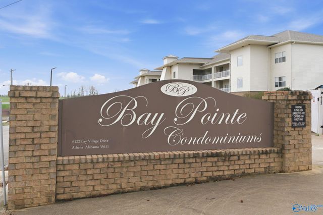 6122 Bay Village Drive 204, Athens, AL 35611