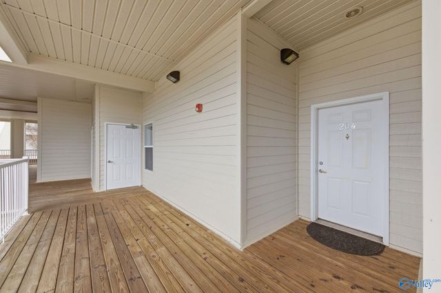 6122 Bay Village Drive 204, Athens, AL 35611