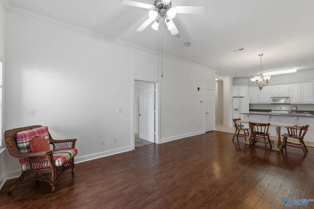 6122 Bay Village Drive 204, Athens, AL 35611