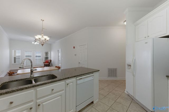 6122 Bay Village Drive 204, Athens, AL 35611