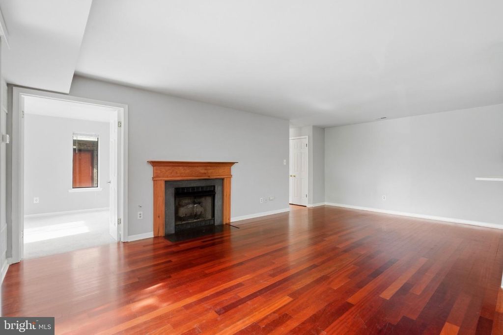404 MOUNTAINVIEW DR #404, Chesterbrook, PA 19087 — photo 3