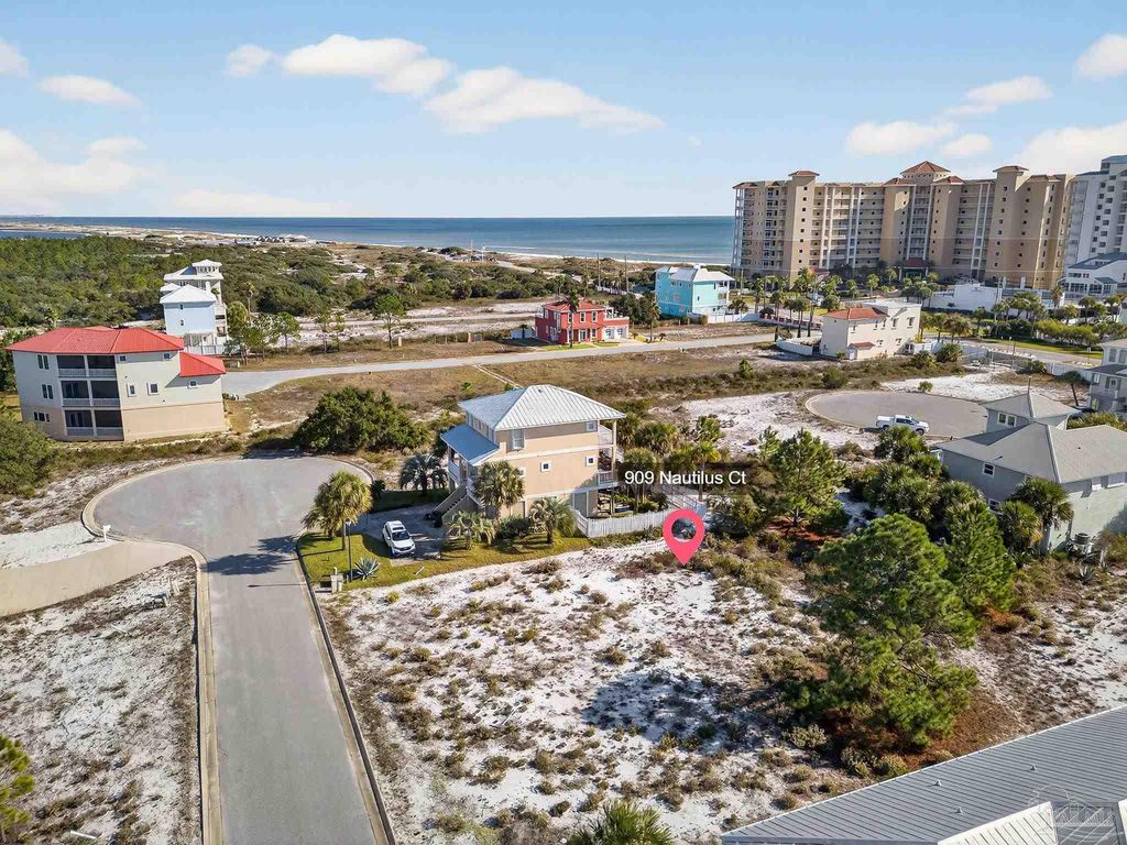 909 Nautilus Ct, Perdido Key, FL 32507