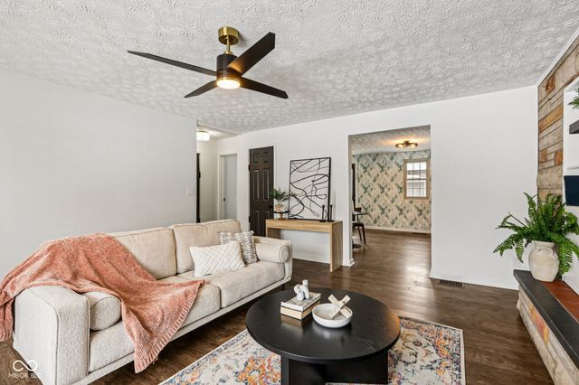 1215 S Chester Avenue, Indianapolis, IN 46203