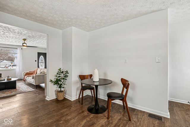 1215 S Chester Avenue, Indianapolis, IN 46203