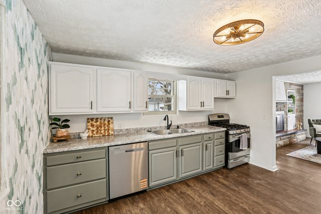 1215 S Chester Avenue, Indianapolis, IN 46203