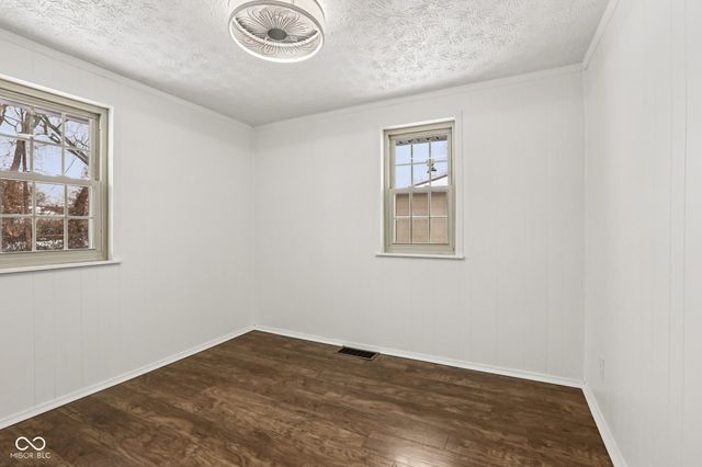 1215 S Chester Avenue, Indianapolis, IN 46203