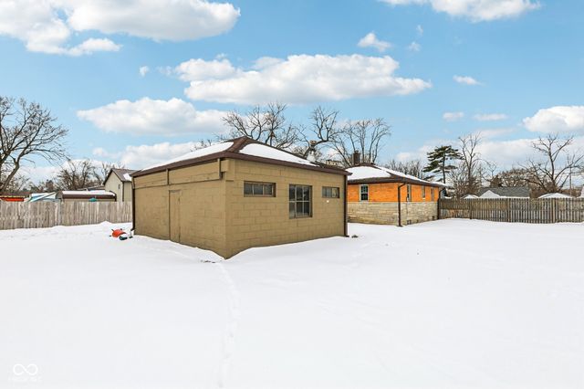 1215 S Chester Avenue, Indianapolis, IN 46203