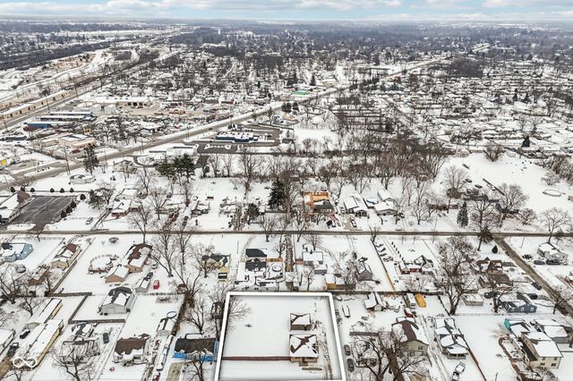 1215 S Chester Avenue, Indianapolis, IN 46203