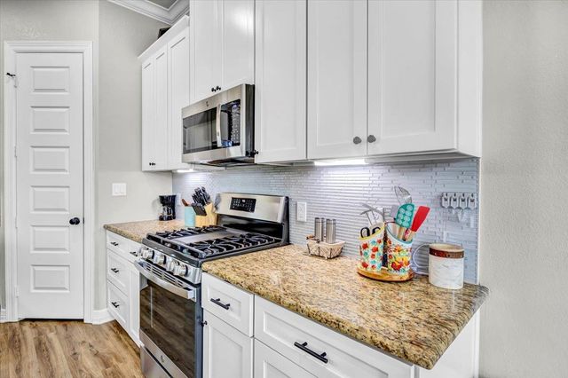 1802 Forestdale Boulevard, Whitehouse, TX 75791