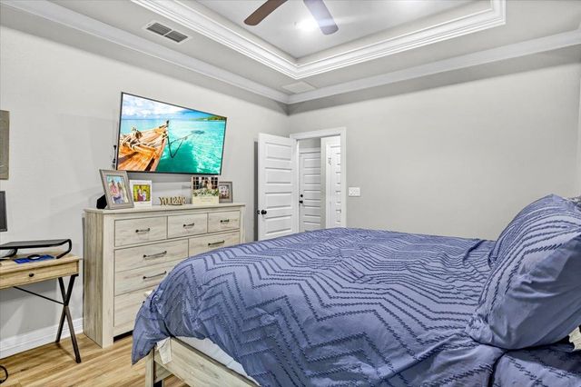 1802 Forestdale Boulevard, Whitehouse, TX 75791