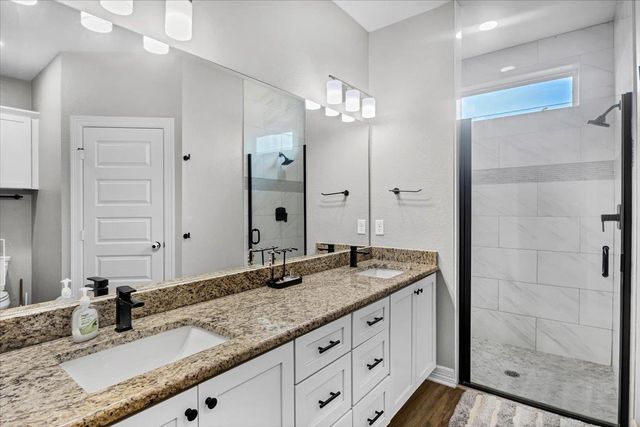 1802 Forestdale Boulevard, Whitehouse, TX 75791