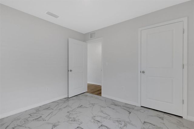 5831 SILVER MOONLIGHT DRIVE, Palmetto, FL 34221