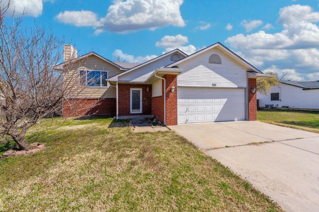 222 S Sunflower St, Rose Hill, KS 67133