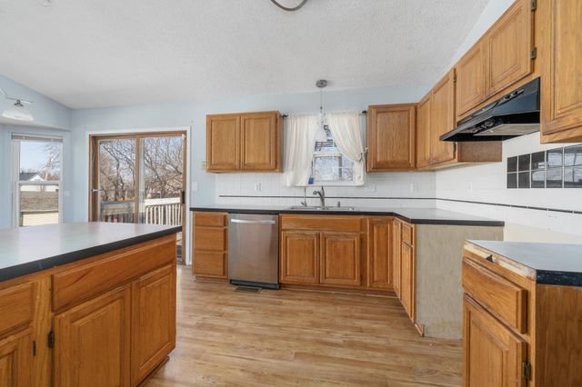 222 S Sunflower St, Rose Hill, KS 67133