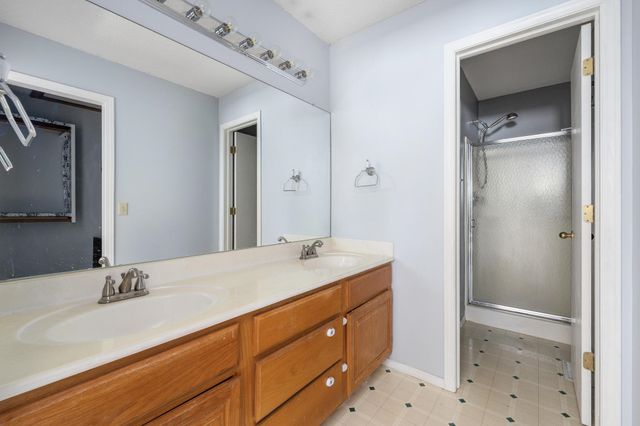 222 S Sunflower St, Rose Hill, KS 67133