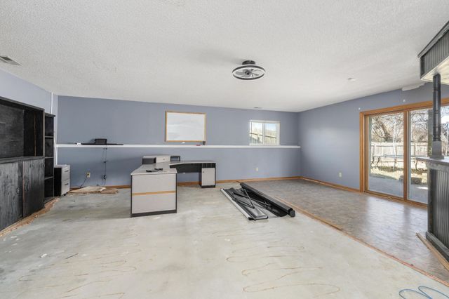 222 S Sunflower St, Rose Hill, KS 67133