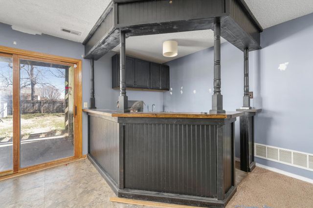 222 S Sunflower St, Rose Hill, KS 67133