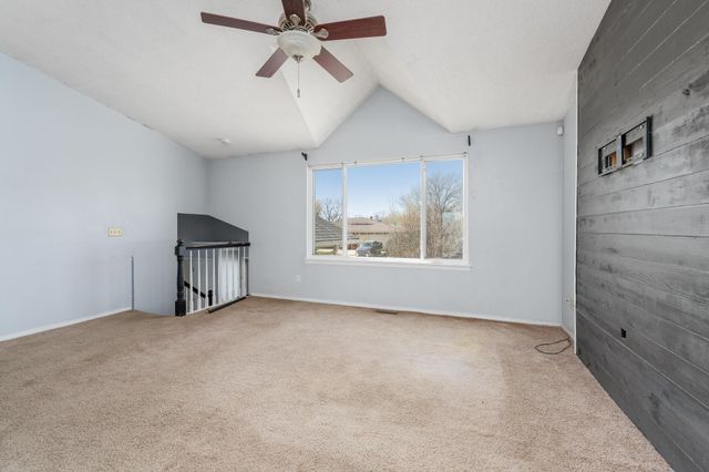 222 S Sunflower St, Rose Hill, KS 67133