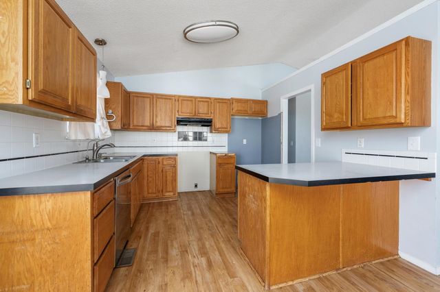 222 S Sunflower St, Rose Hill, KS 67133