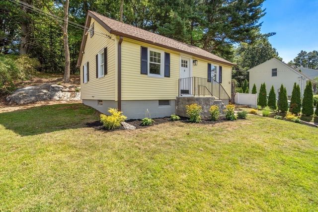 52 Harrison Ave, Auburn, MA 01501