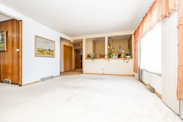 1222 Woodside Road, La Grange Park, IL 60526