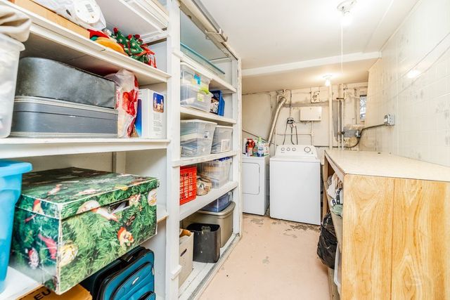 1222 Woodside Road, La Grange Park, IL 60526