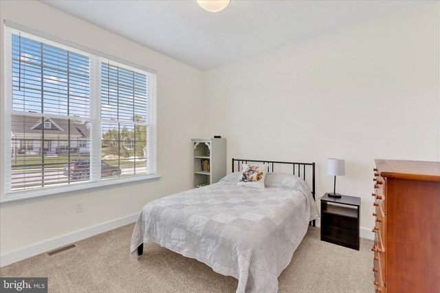 210 GRANITE LN, Hanover, PA 17331