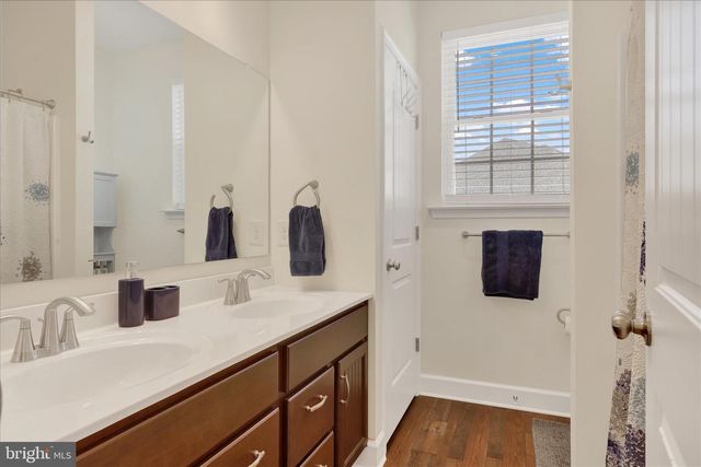 210 GRANITE LN, Hanover, PA 17331