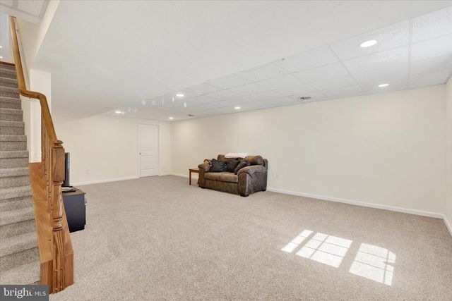 210 GRANITE LN, Hanover, PA 17331