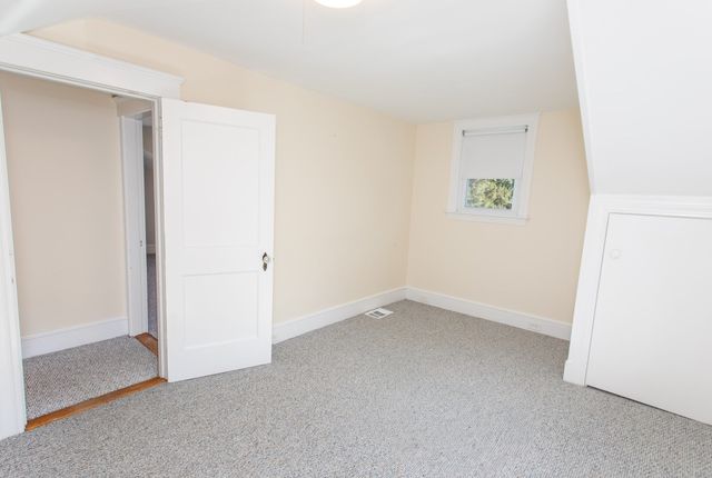 6 Gray Ave 2, Plymouth, MA 02360