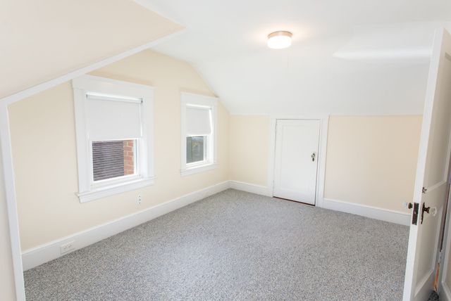 6 Gray Ave 2, Plymouth, MA 02360