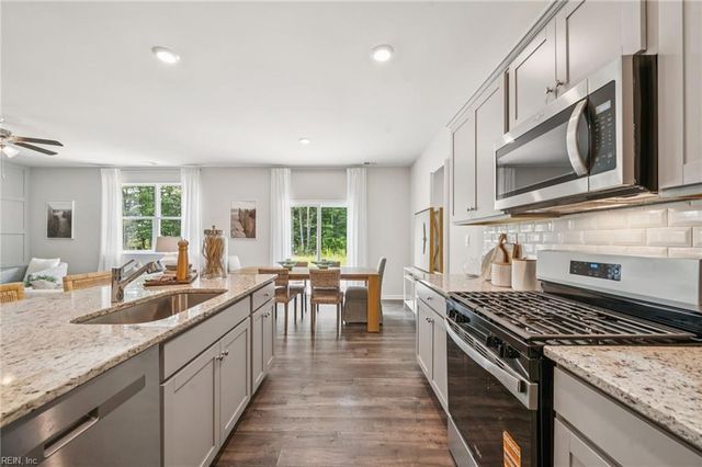 305 Sailors WAY, Elizabeth City, NC 27909