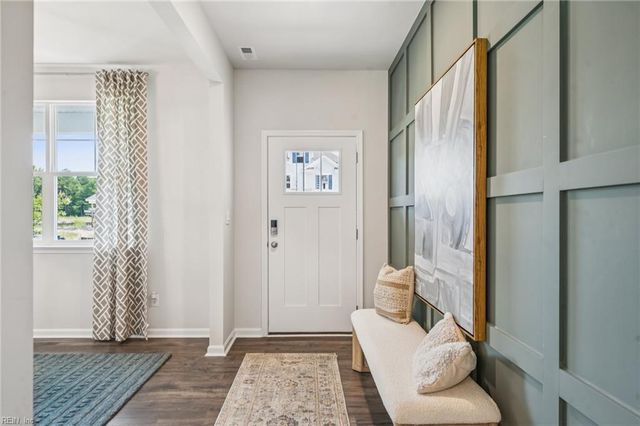 305 Sailors WAY, Elizabeth City, NC 27909