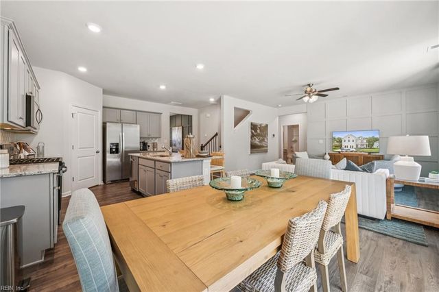 305 Sailors WAY, Elizabeth City, NC 27909