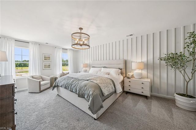 305 Sailors WAY, Elizabeth City, NC 27909